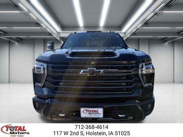 New 2026 Chevrolet Silverado 2500 High Country w/ High Country Premium Package AWD/4WD image 3