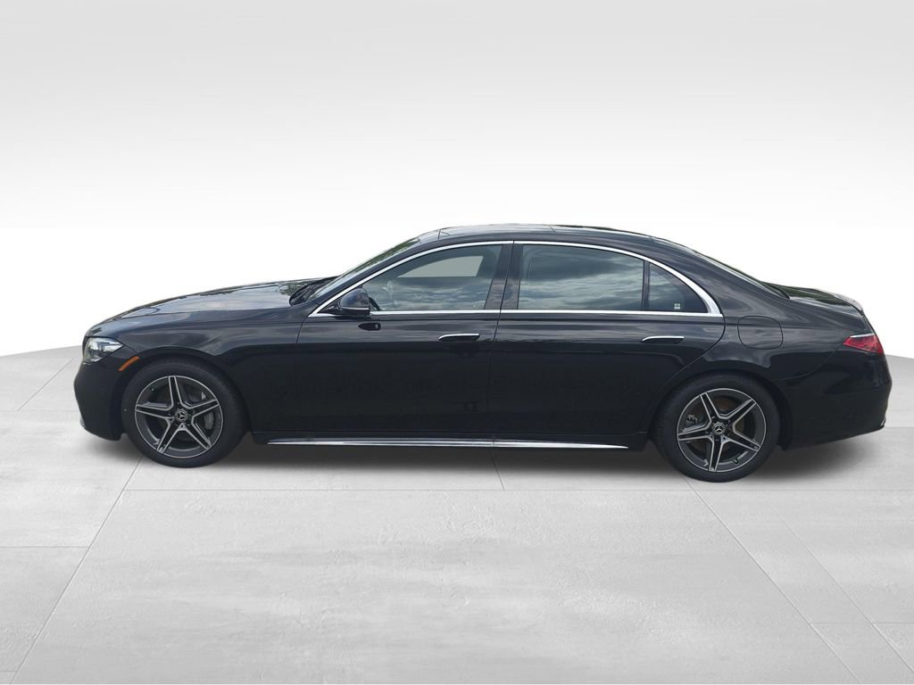 New 2026 Mercedes-Benz S 580e 4MATIC Sedan image 2