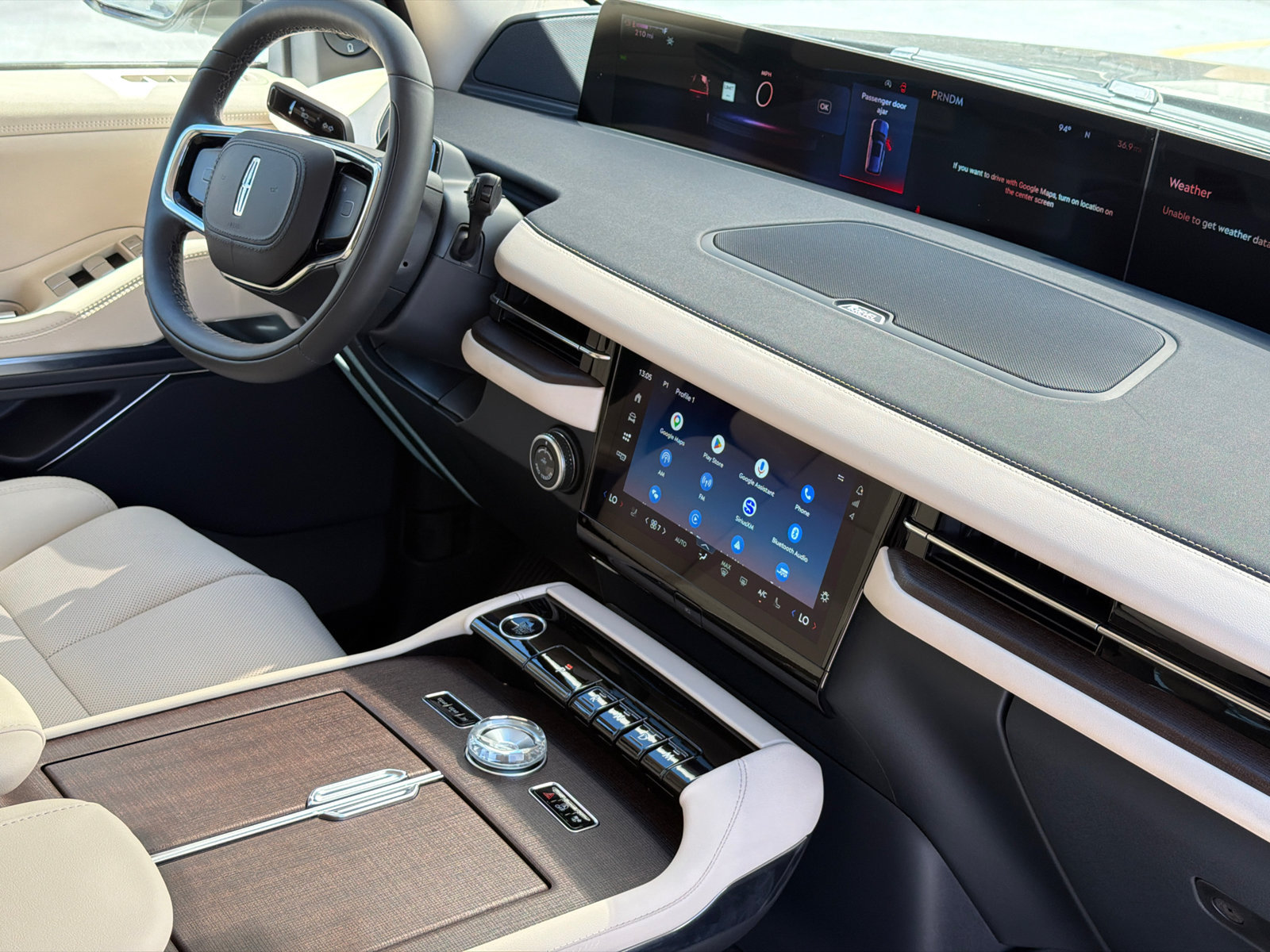 New 2027 Lincoln Navigator L Premier AWD/4WD image 11