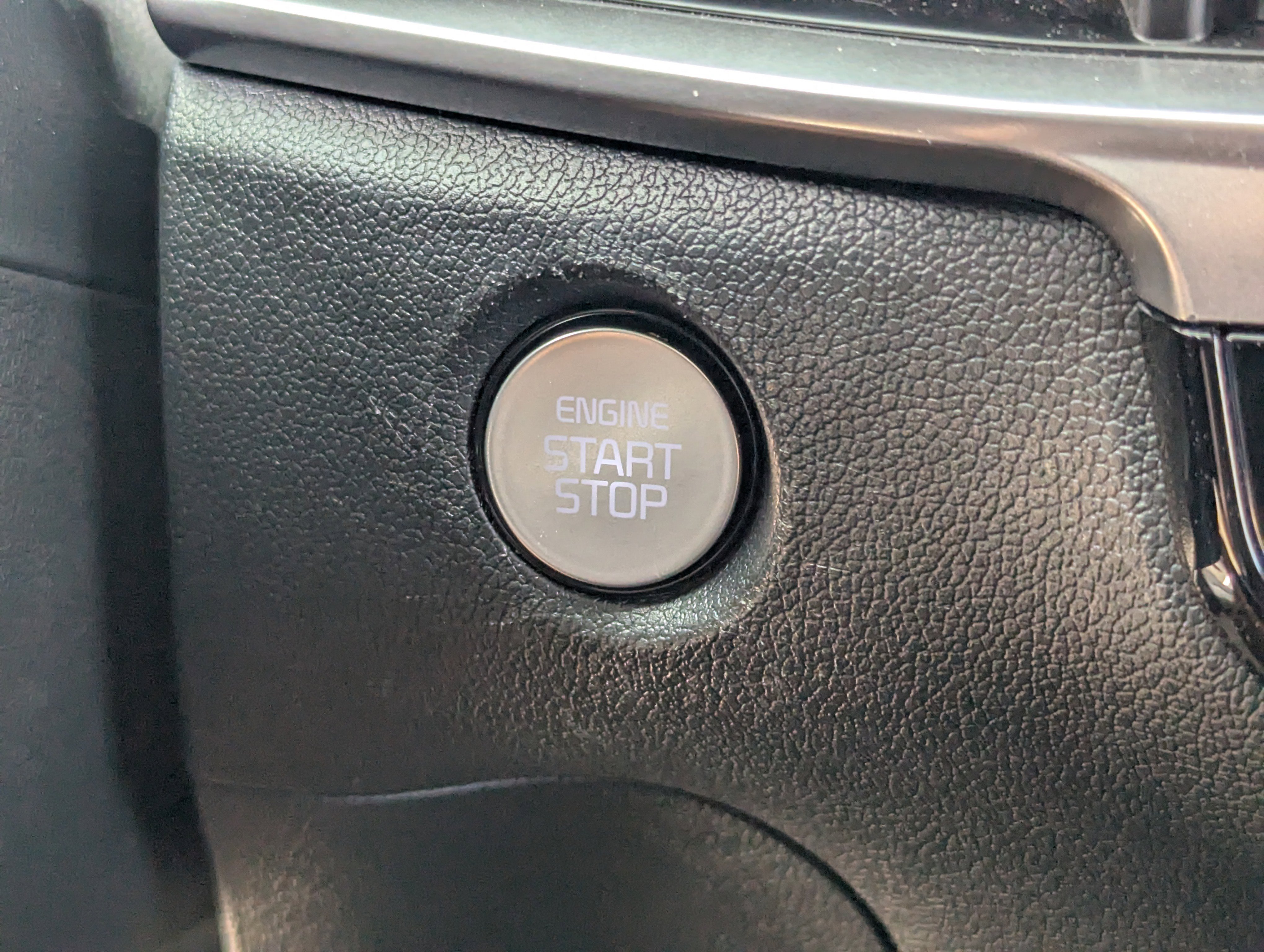 Certified 2025 Kia Sorento LX image 31