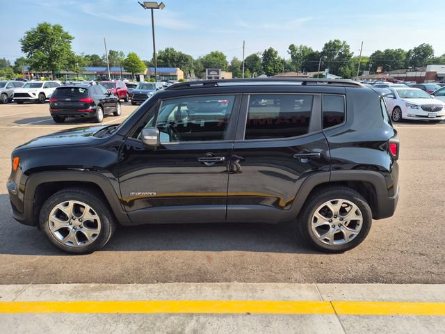 Used 2020 Jeep Renegade Limited AWD/4WD image 10