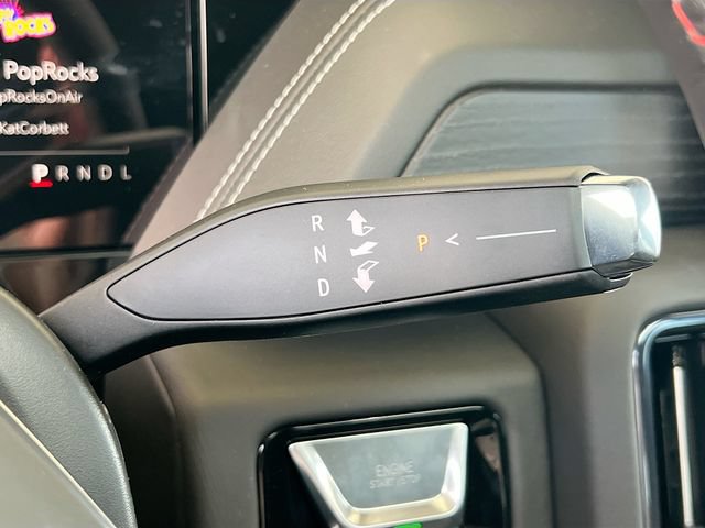 New 2026 GMC Yukon XL AT4 Ultimate AWD/4WD image 12