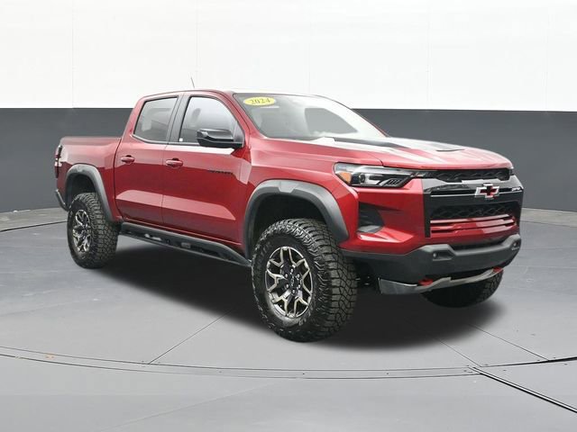 Used 2024 Chevrolet Colorado ZR2 w/ ZR2 Convenience Package III AWD/4WD image 23