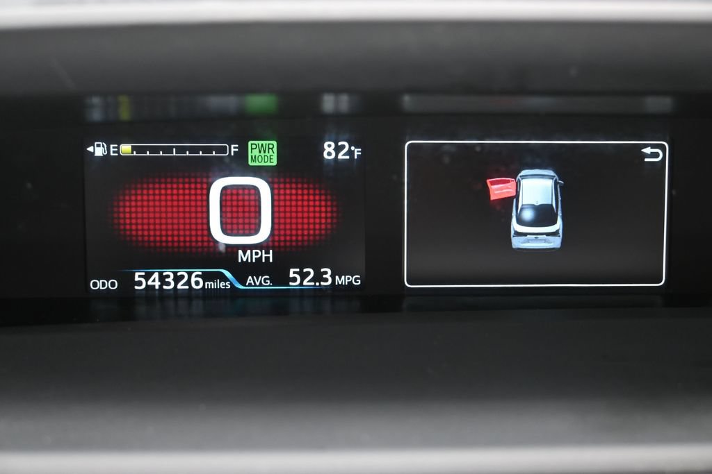 Used 2022 Toyota Prius LE FWD image 20