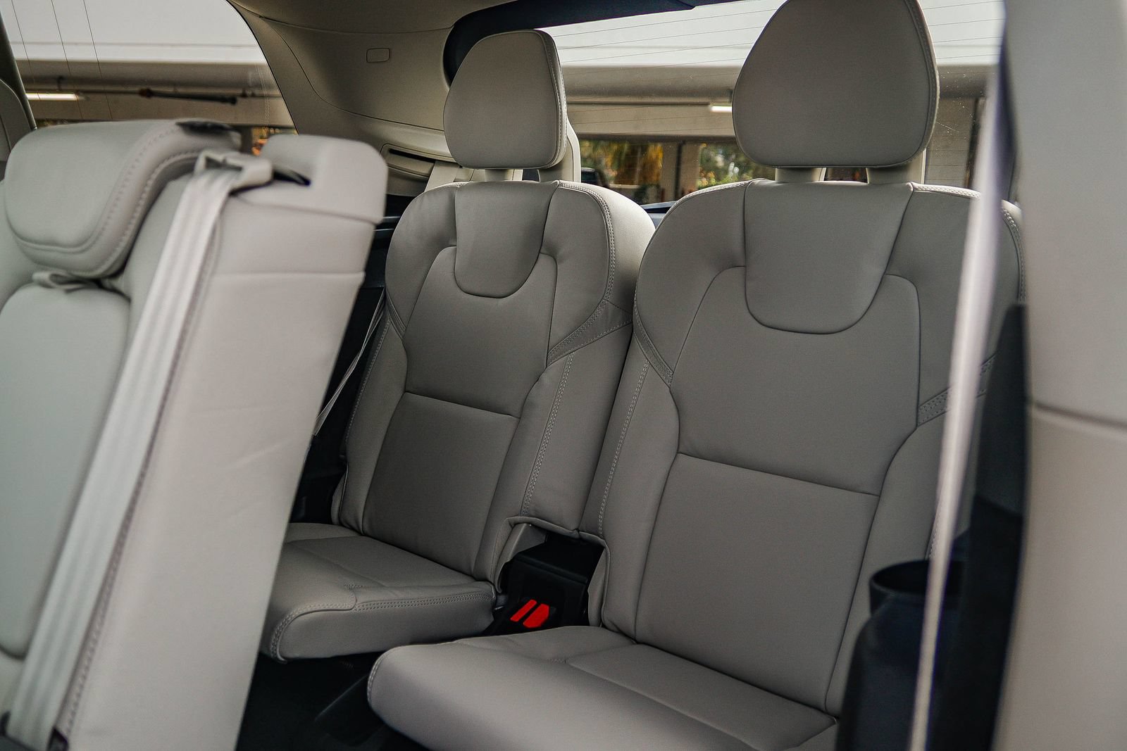 New 2026 Volvo XC90 T8 Ultra w/ Protection Package Premier AWD/4WD image 19