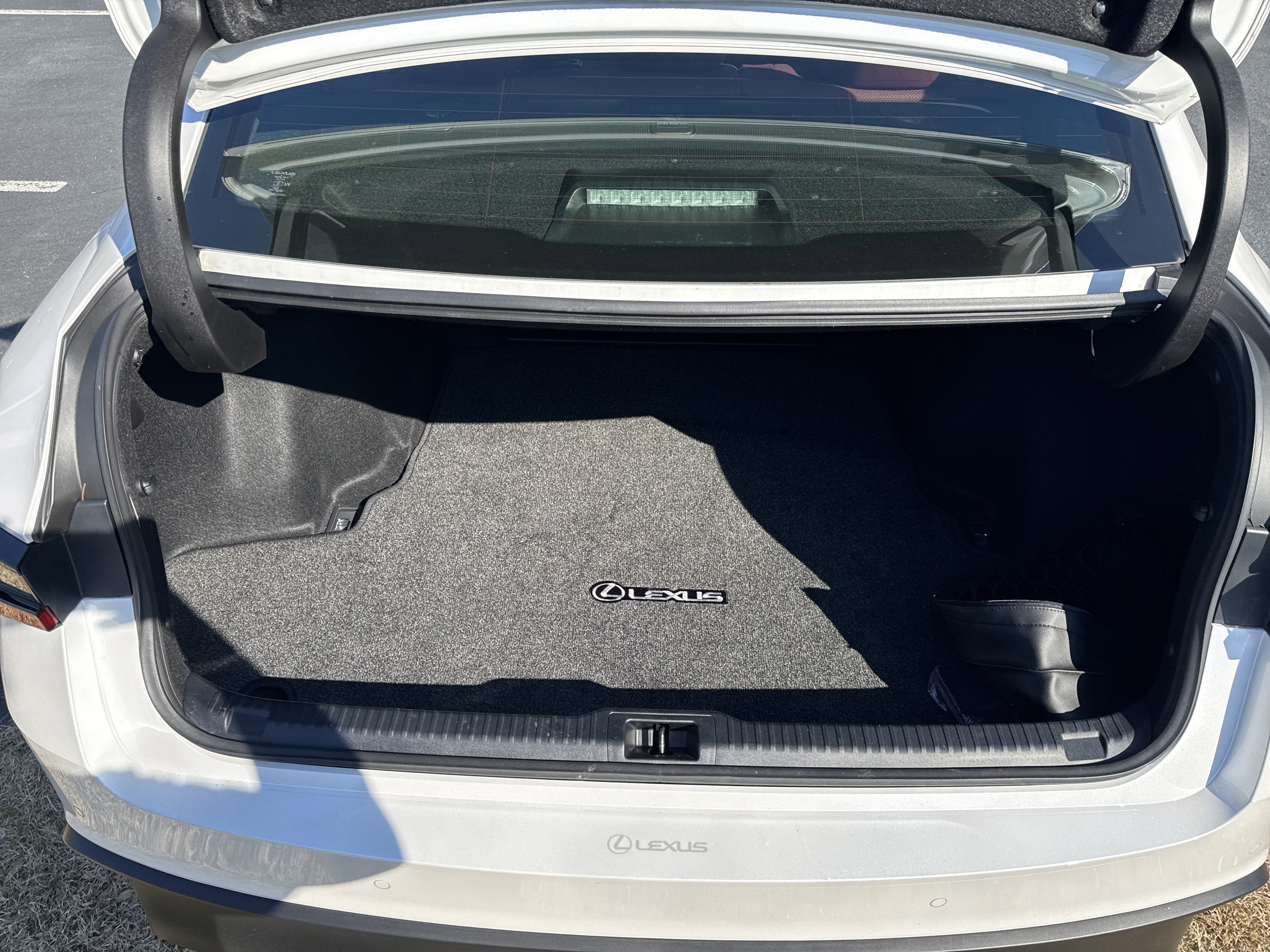 Used 2025 Lexus IS 300 w/ Comfort Package image 28