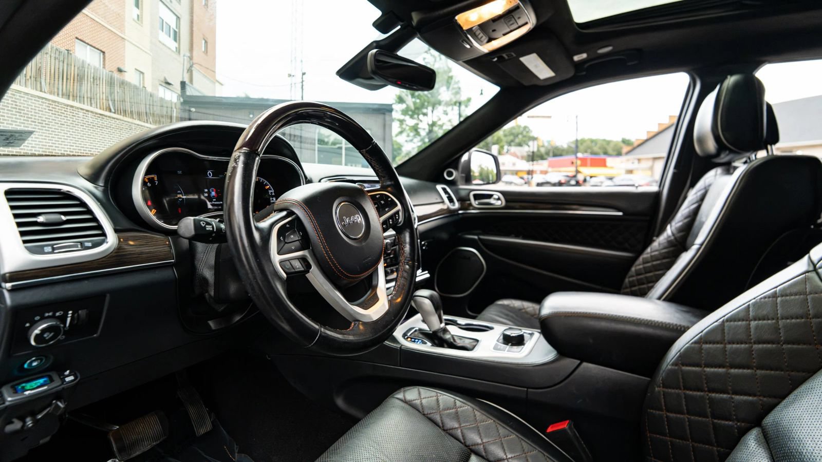 Used 2020 Jeep Grand Cherokee Summit AWD/4WD image 37