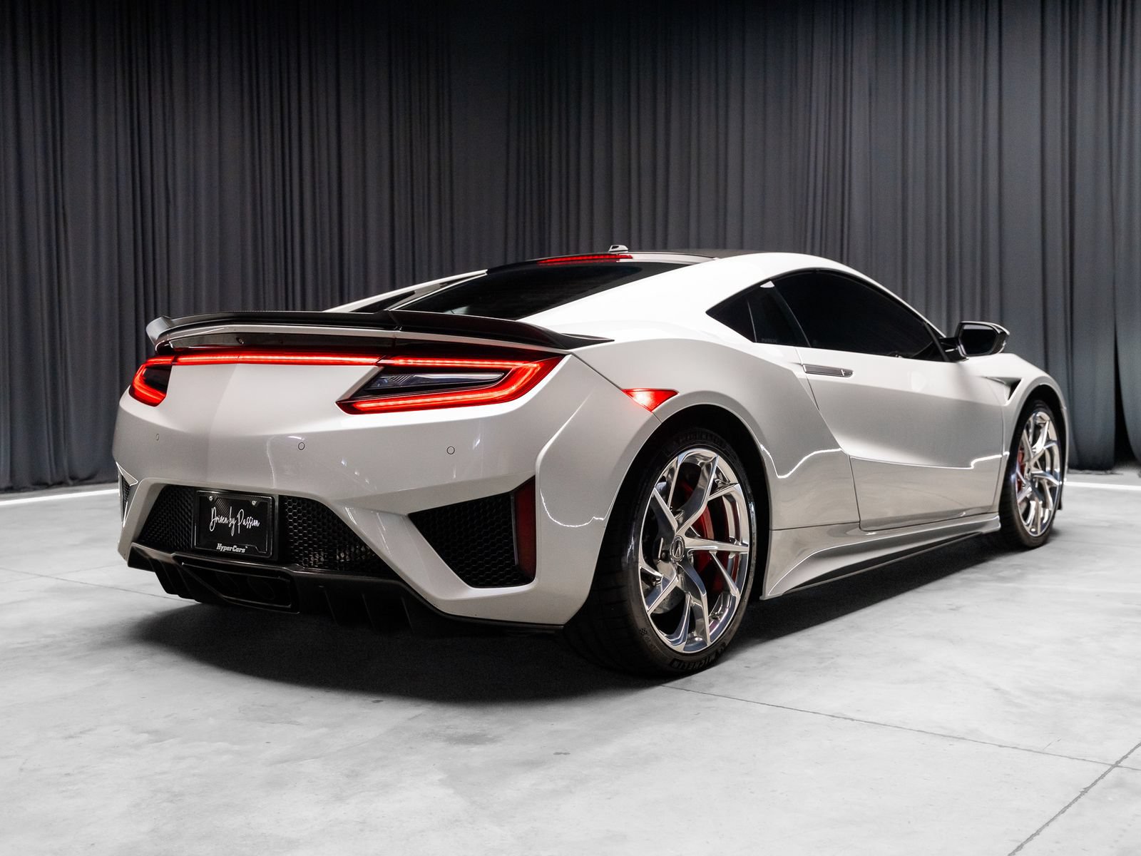 Used 2017 Acura NSX AWD/4WD image 42