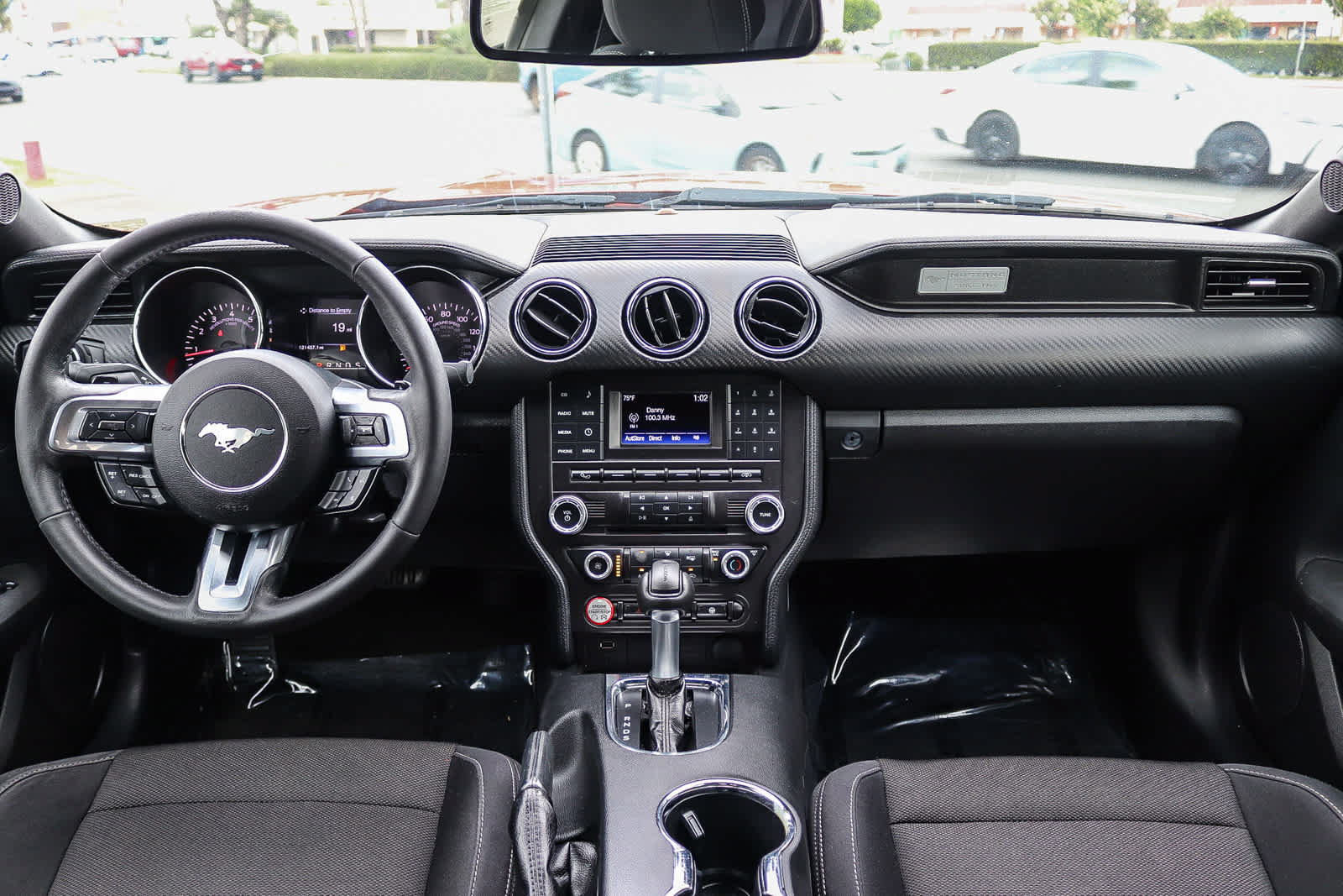 Used 2017 Ford Mustang Coupe RWD image 12