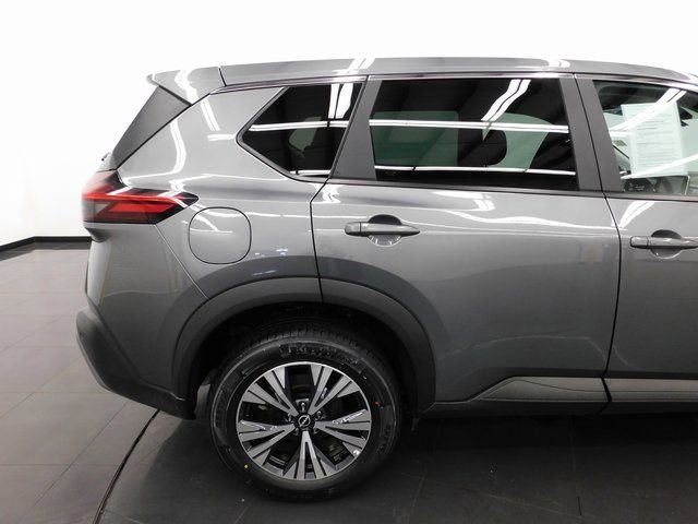 Certified 2023 Nissan Rogue SV image 17