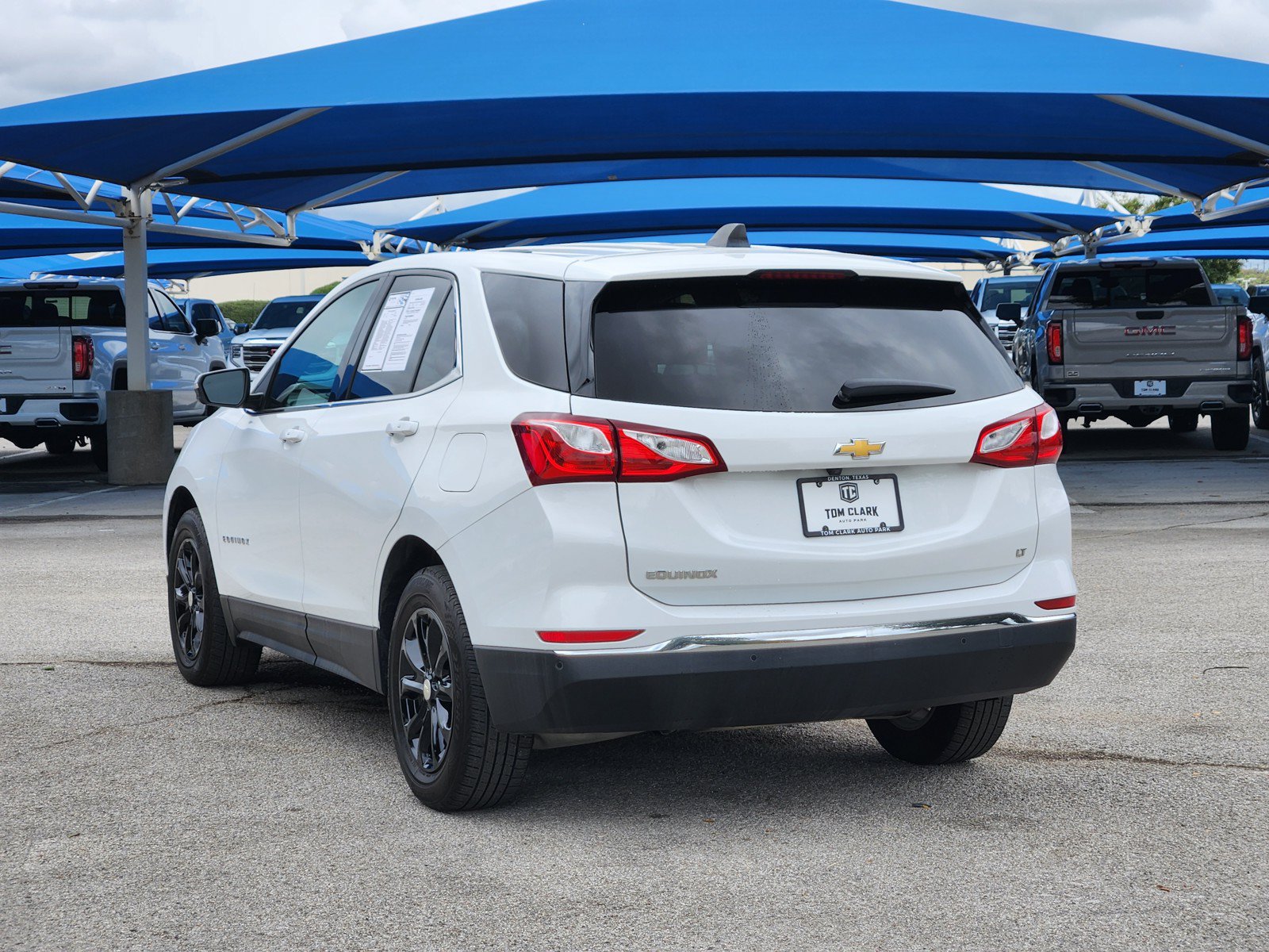 Used 2019 Chevrolet Equinox LT w/ Driver Convenience Package FWD image 4