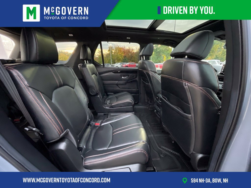 Used 2025 Honda Pilot TrailSport image 22