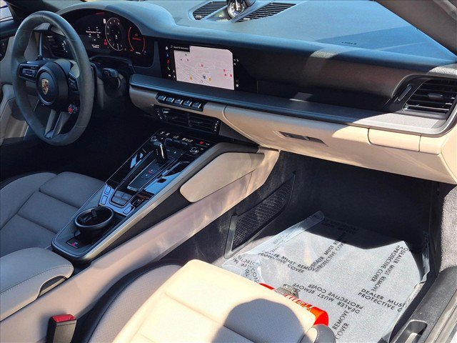 Used 2025 Porsche 911 Carrera RWD image 21