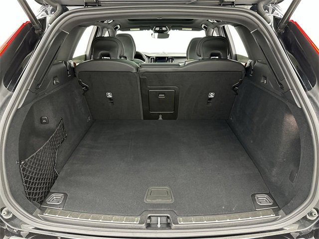 Certified 2024 Volvo XC60 T8 Polestar w/ Protection Package Premier image 24
