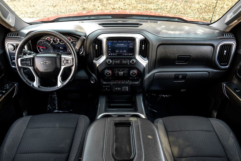 Used 2021 Chevrolet Silverado 1500 RST w/ Bed Protection Package image 10