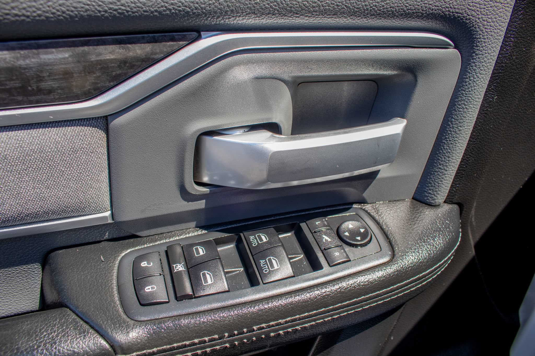 Used 2019 RAM 3500 Big Horn AWD/4WD image 15
