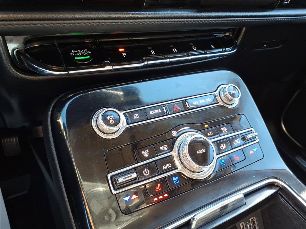 Used 2023 Lincoln Nautilus Reserve w/ Monochromatic Package image 19