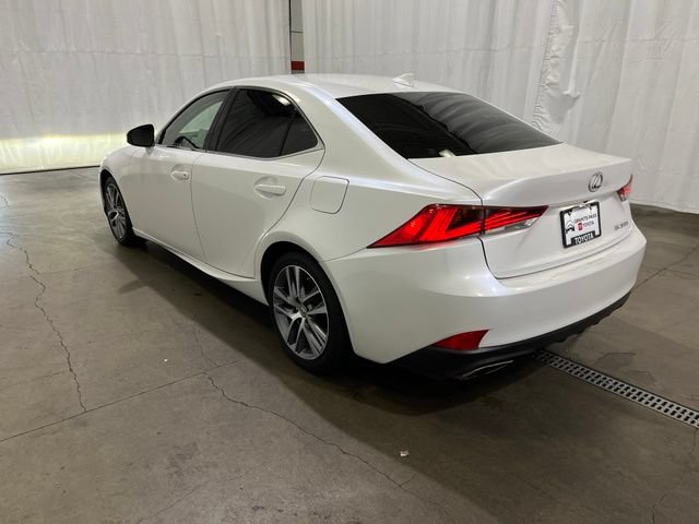 Used 2019 Lexus IS 300 w/ Accessory Package 2 RWD image 6