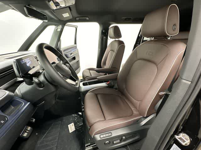 New 2025 Volkswagen ID. Buzz Pro S RWD image 17