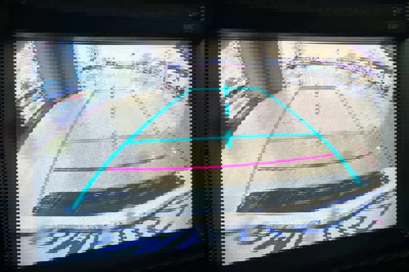 Used 2015 Toyota Corolla LE image 19