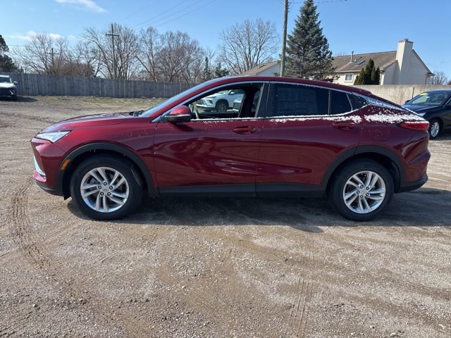 Used 2025 Buick Envista Preferred w/ Advanced Safety Package image 11