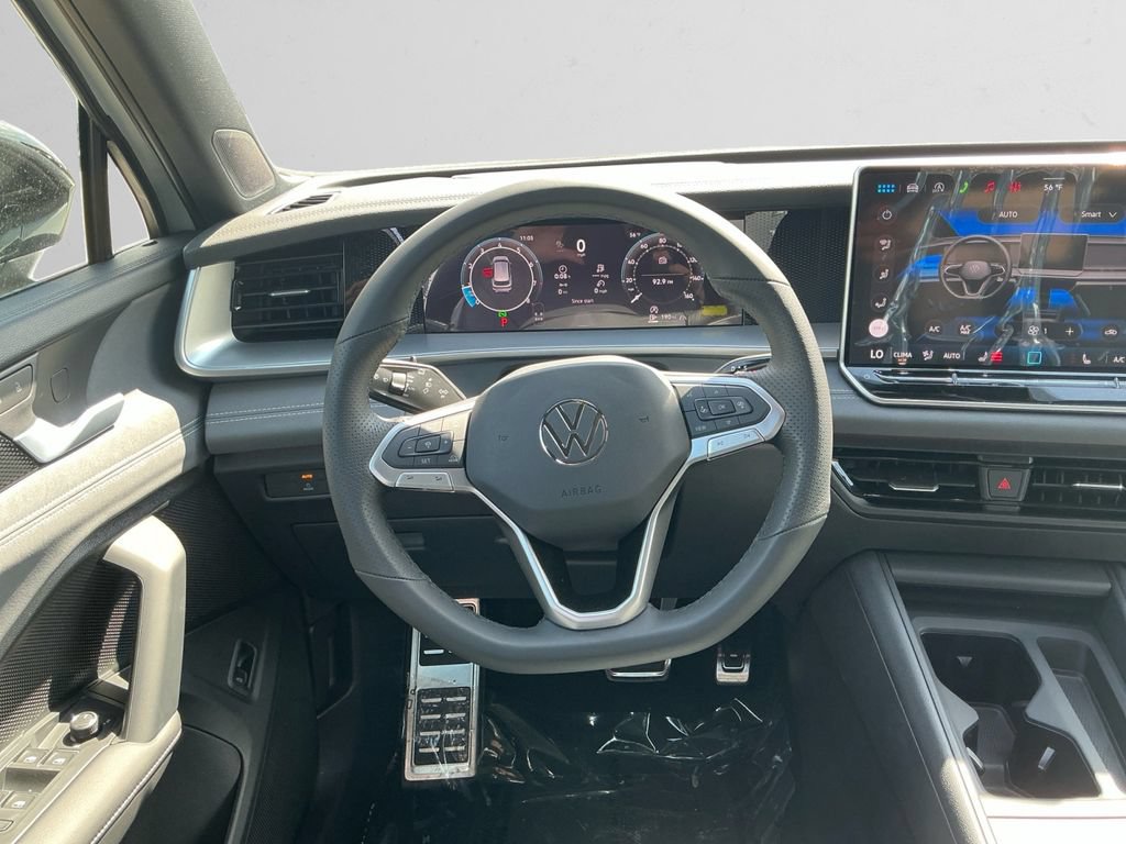 New 2026 Volkswagen Tiguan SE R-Line AWD/4WD image 12