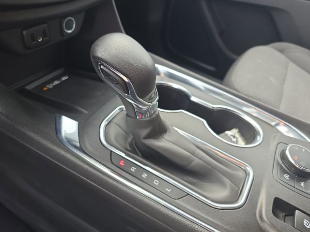 Used 2023 Chevrolet Traverse LT AWD/4WD image 23
