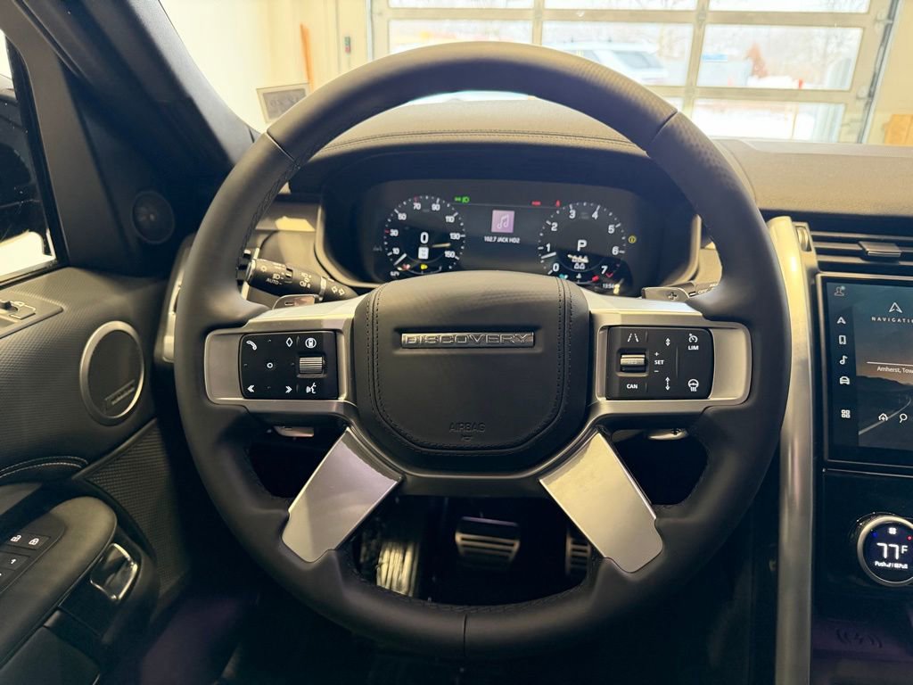 New 2026 Land Rover Discovery Limited Edition AWD/4WD image 22