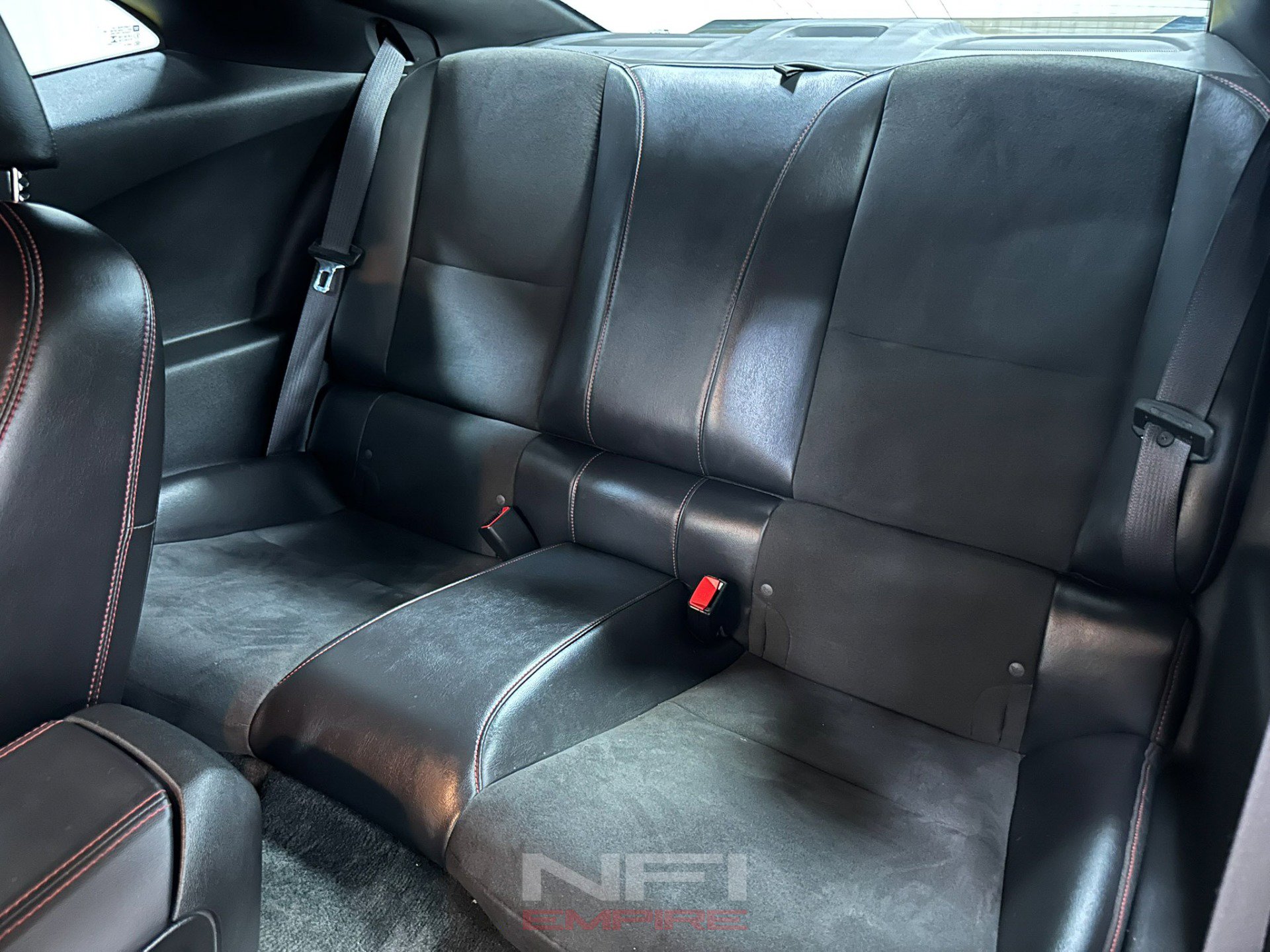 Used 2012 Chevrolet Camaro ZL1 image 39