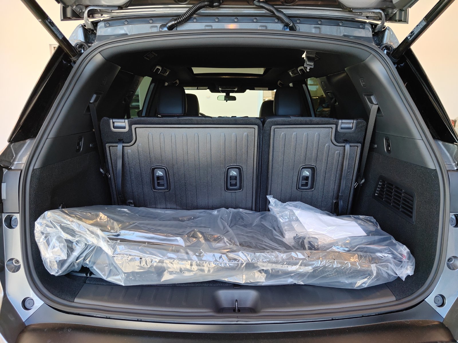 New 2026 Nissan Pathfinder Rock Creek w/ Rock Creek Premium Package AWD/4WD image 15