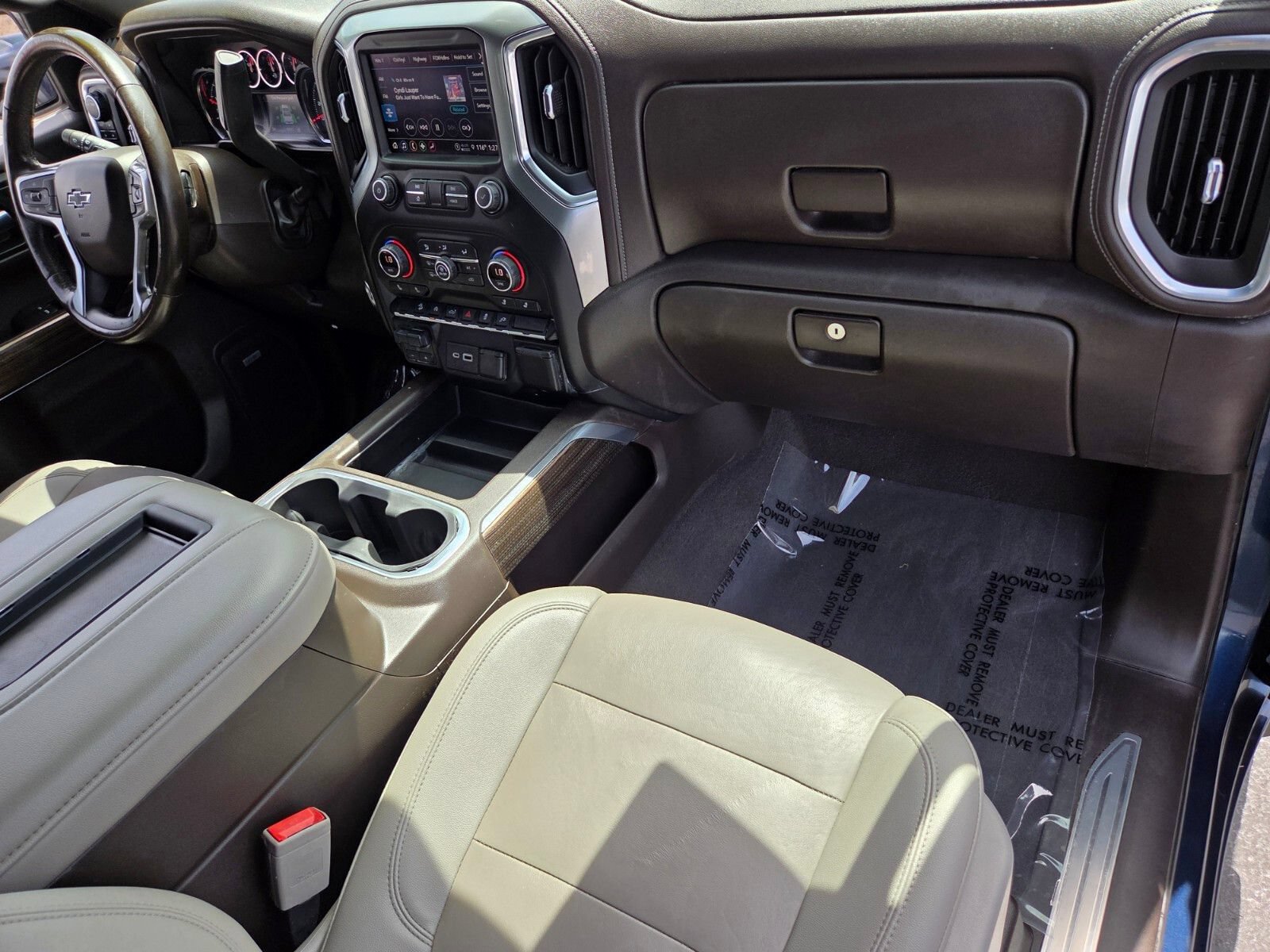 Used 2021 Chevrolet Silverado 1500 RST w/ All Star Edition Plus AWD/4WD image 17