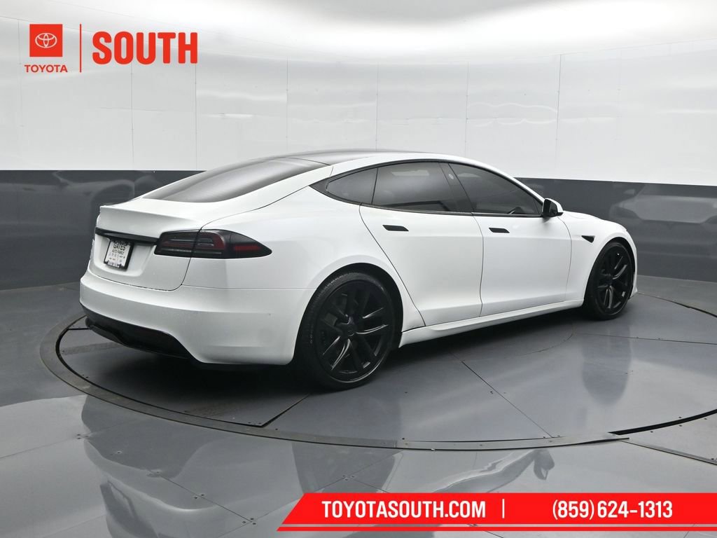 Used 2022 Tesla Model S image 2