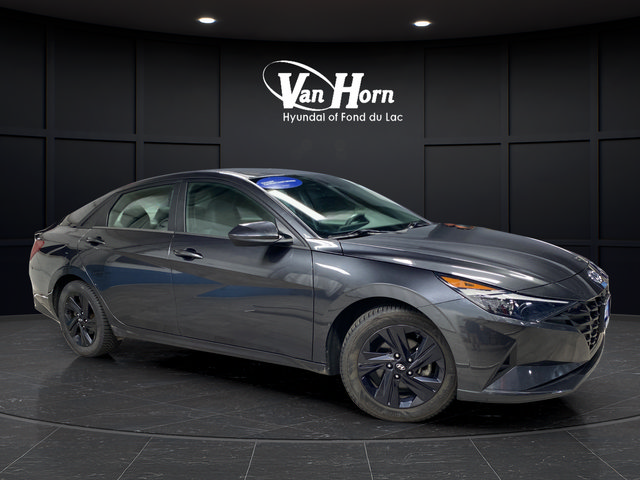 Certified 2022 Hyundai Elantra SEL w/ Convenience Package FWD image 1