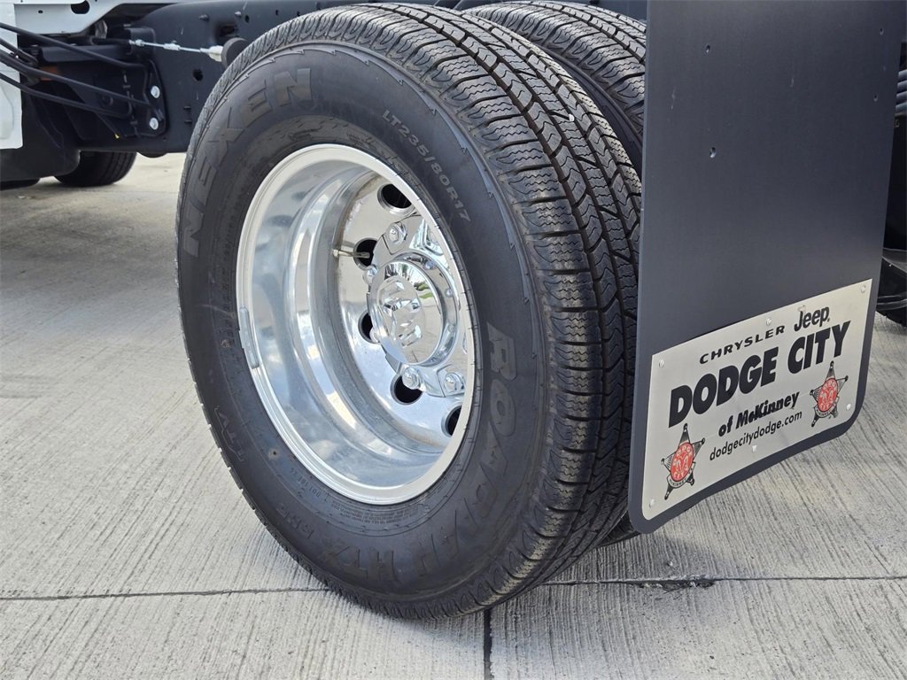 New 2025 RAM 3500 Tradesman w/ Chrome Appearance Group image 9