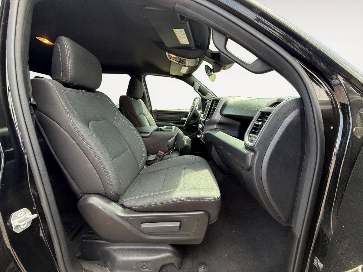 Used 2025 RAM 1500 Tradesman AWD/4WD image 15