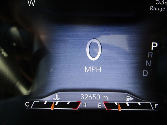 Used 2021 Jeep Cherokee Trailhawk w/ Premium Leather Package image 12