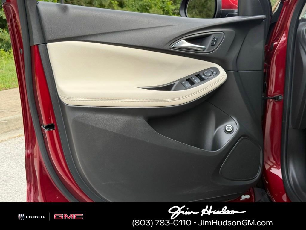 Used 2025 Buick Encore GX Sport Touring w/ Comfort Package FWD image 18