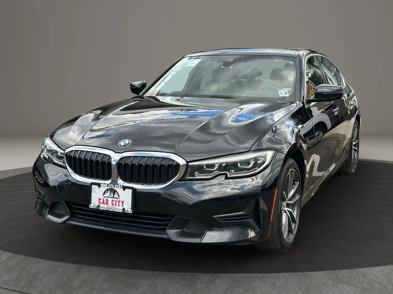 Used 2021 BMW 330i xDrive Sedan w/ Convenience Package image 1