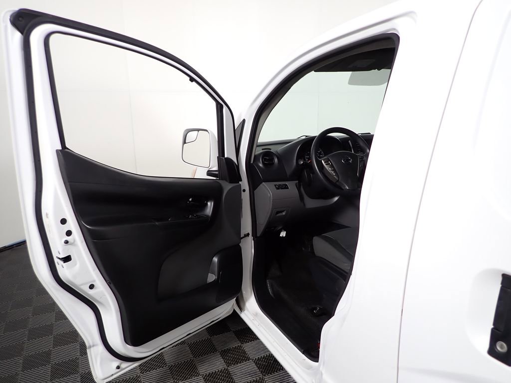 Used 2019 Nissan NV200 SV FWD image 18