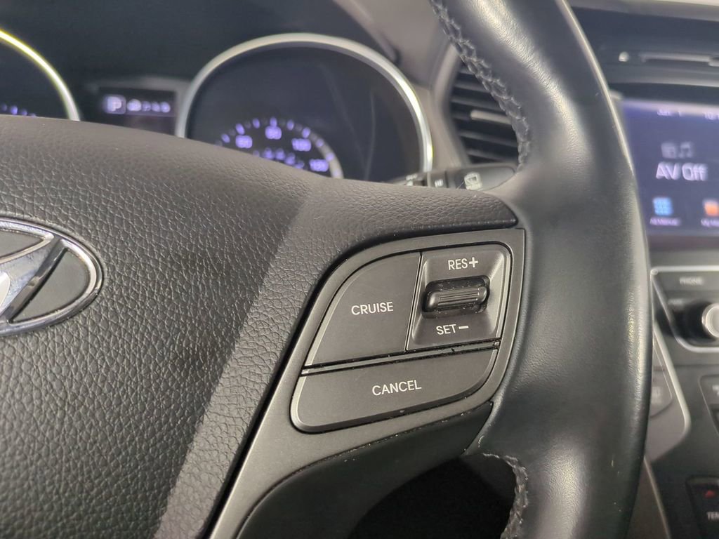 Used 2018 Hyundai Santa Fe Sport FWD image 33