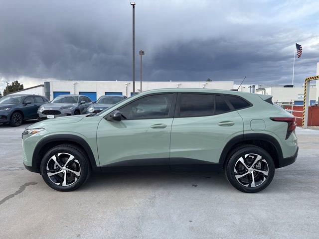 Used 2024 Chevrolet Trax RS w/ Driver Confidence Package image 5