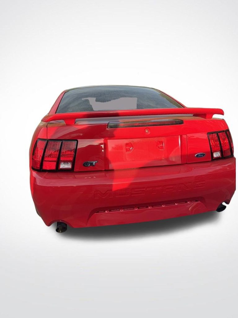 Used 2004 Ford Mustang GT RWD image 8