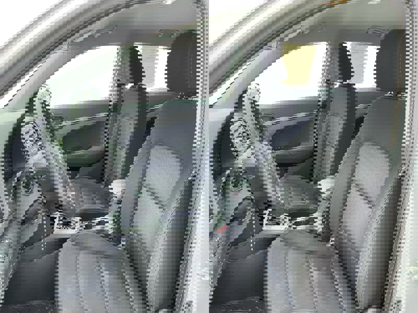 Used 2018 Hyundai Elantra SE w/ Cargo Package image 9