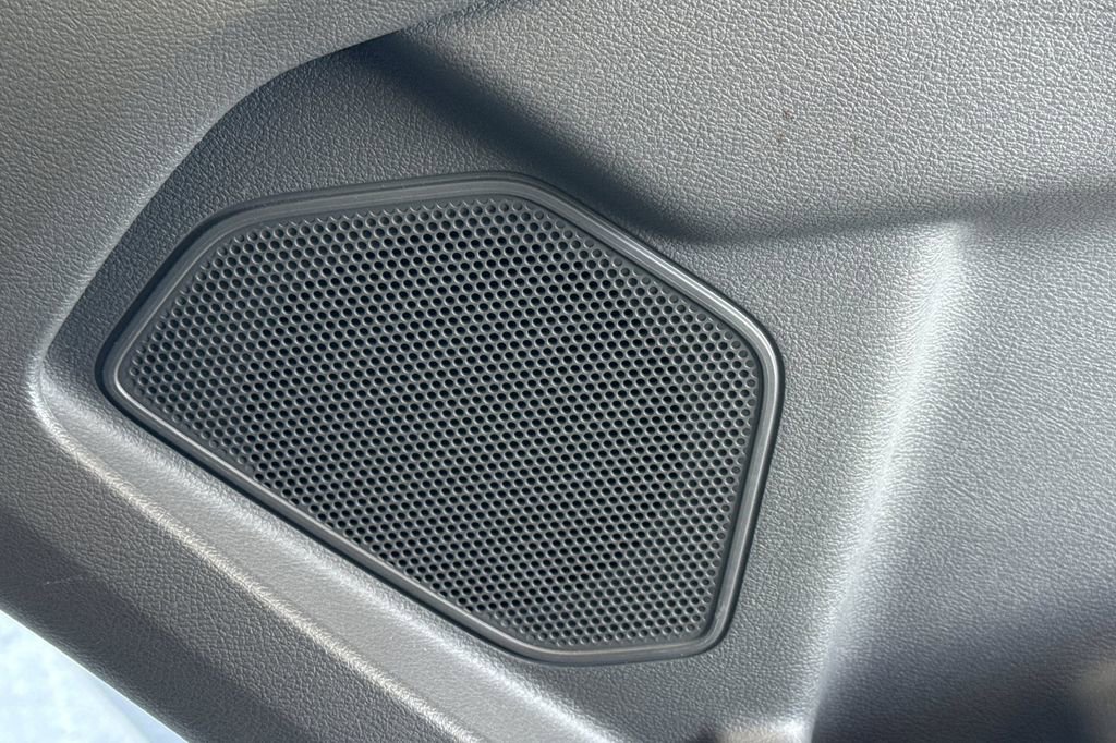 Used 2023 Ford Transit 350 XLT image 26