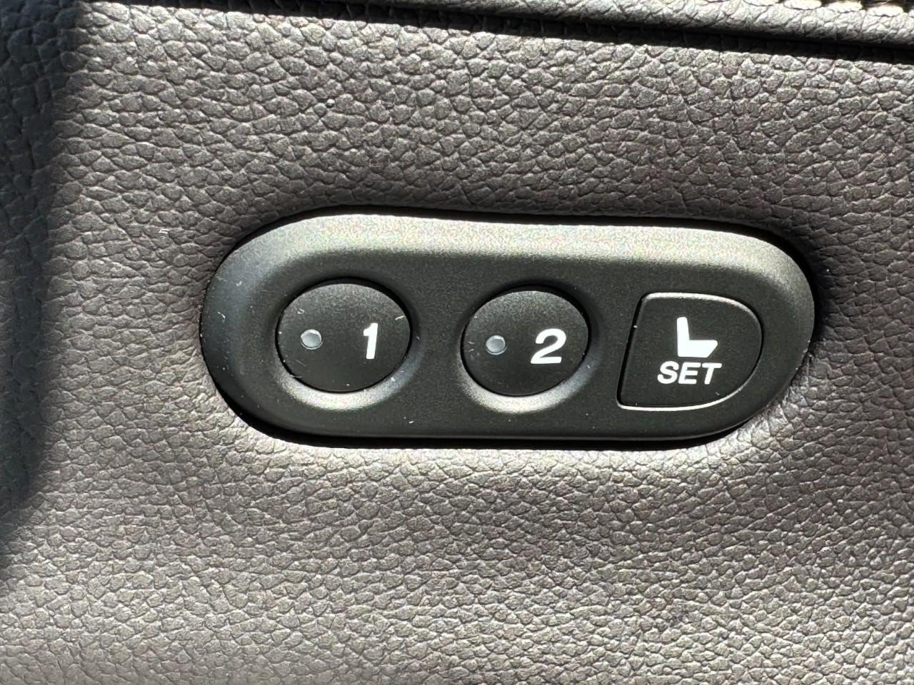 Used 2021 Acura ILX w/ Premium Package FWD image 20