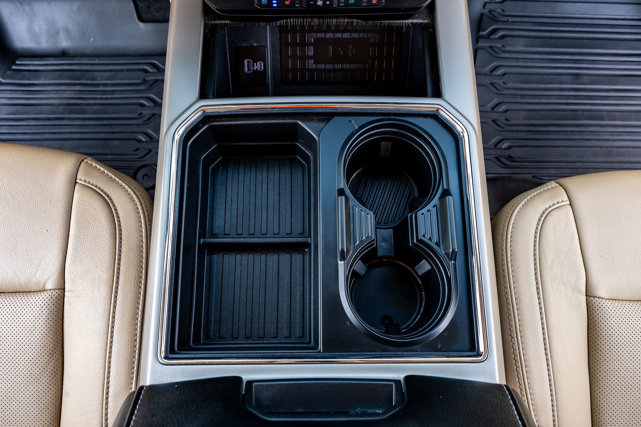 Used 2020 Ford F350 Lariat w/ Lariat Ultimate Package image 28