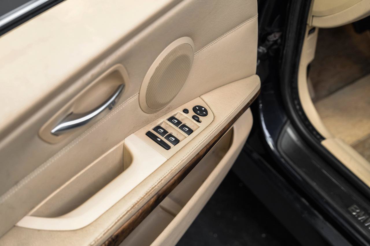 Used 2007 BMW 335xi Sedan AWD/4WD image 33
