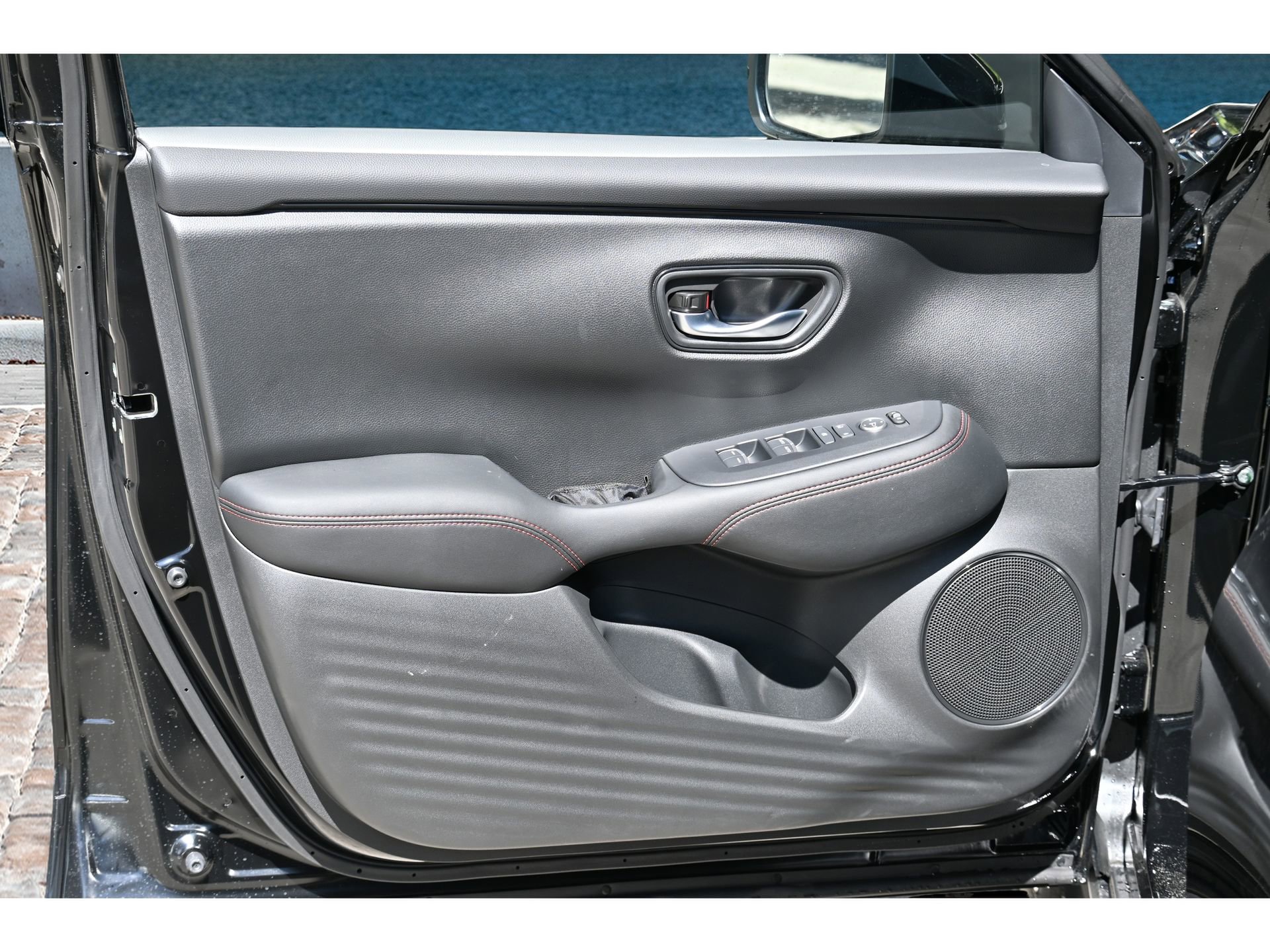 New 2026 Honda HR-V Sport image 14