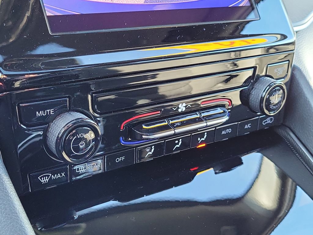 New 2025 Jeep Grand Cherokee Laredo X image 30