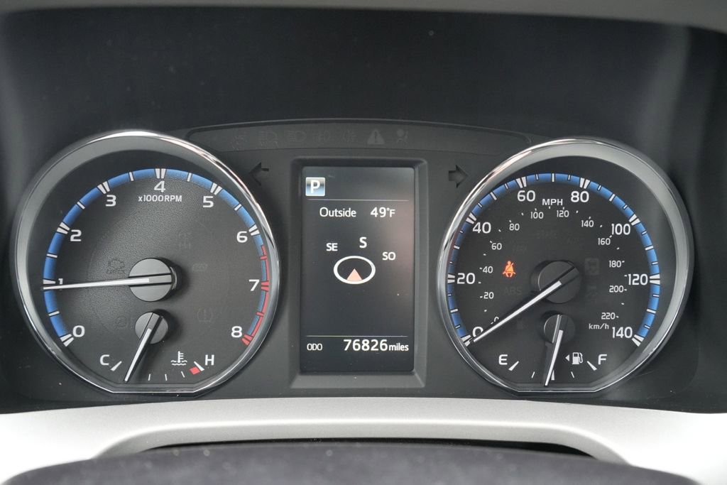 Used 2016 Toyota RAV4 XLE image 30